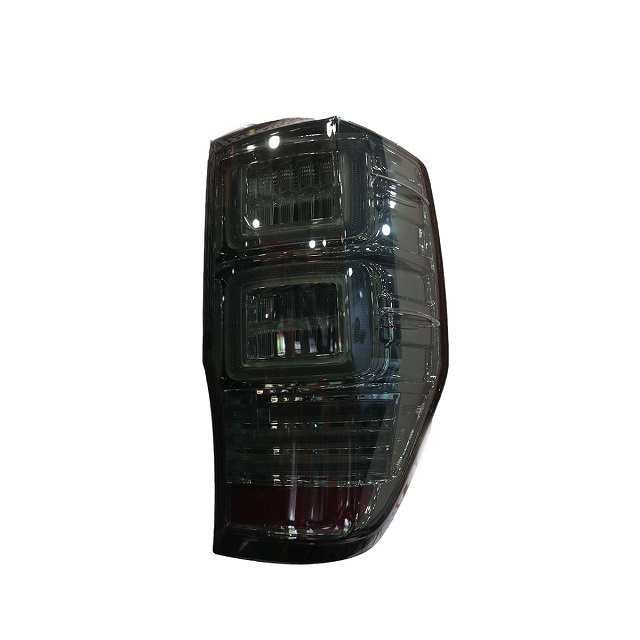 Giá độ đèn hậu Ford Ranger