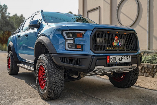 độ Bodykit Ford Ranger thành F150 tại hpcar