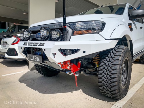 Cản Offroad Animal Predator Bull bar cho Ford Ranger (2015+) 12 cản trước Offroad Animal Predator Bull bar có gì hấp dẫn