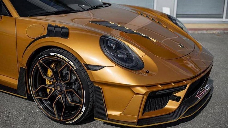 Xe sang Porsche "độ" chịu nhiệt tới 120 độ C, dát vàng 3 Porsche 911 Turbo Cabrio màu vàng