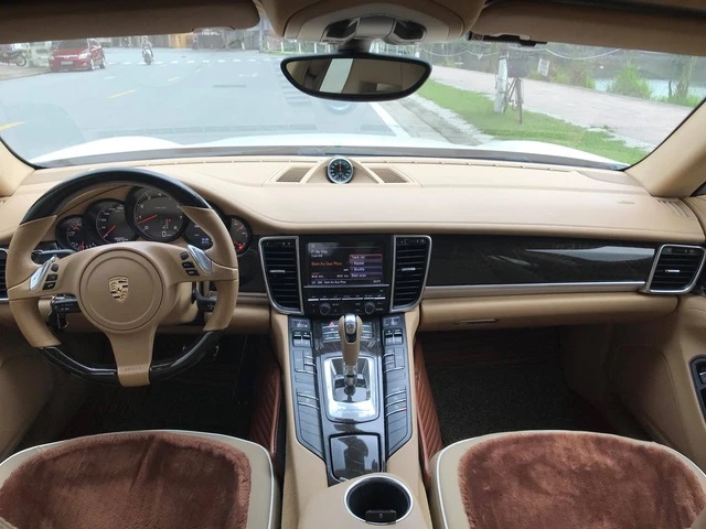 Porsche Panamera 2010 độ mâm siêu xe 918 Spyder