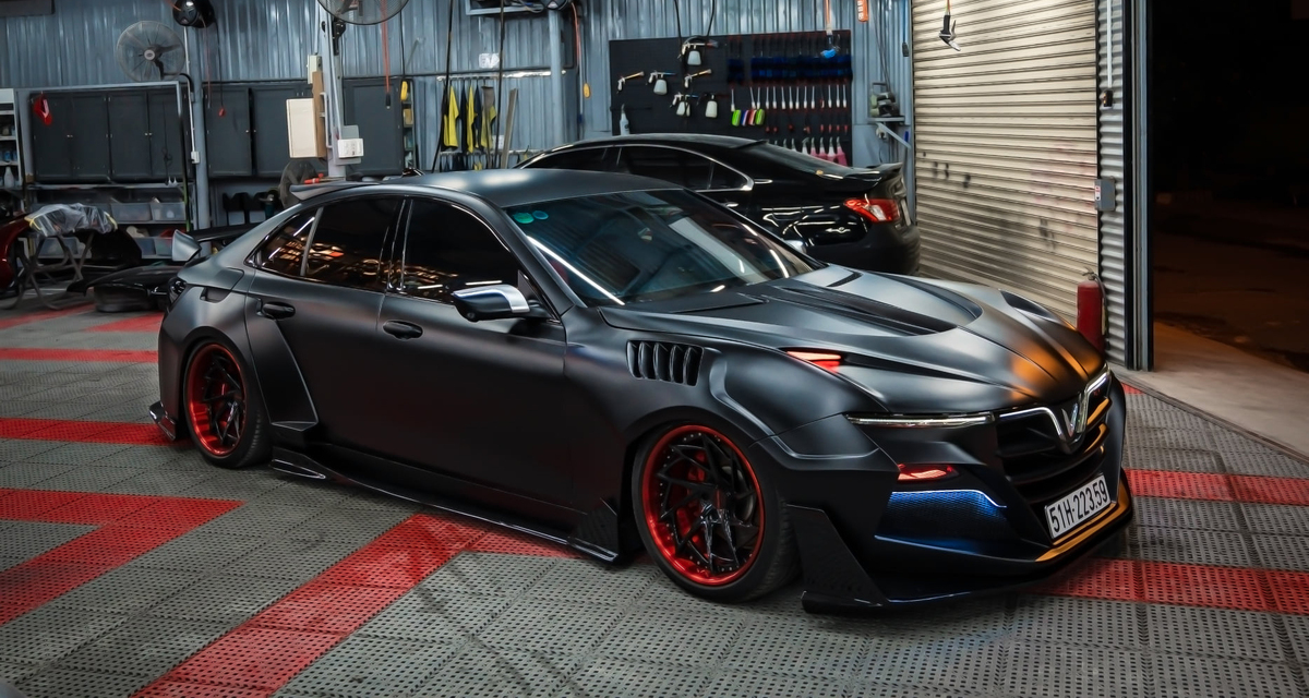 VinFast Lux A2.0 độ phong cách người máy của dân chơi Sài Gòn 4 VinFast Lux A2.0 độ phong cách người máy