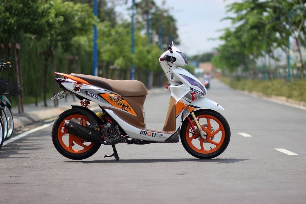 Bộ dàn áo xe cùng với tông màu không thể nào nhầm lẫn