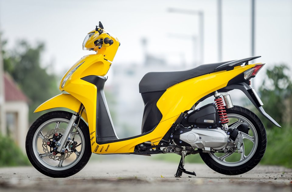 Xe vision màu vàng độ kiểng