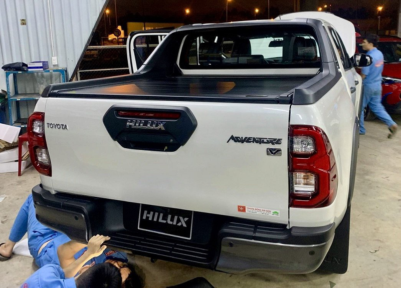 Nắp thùng xe bán tải cuộn Hilux 2021 Nắp thùng xe bán tải cuộn Hilux 2021