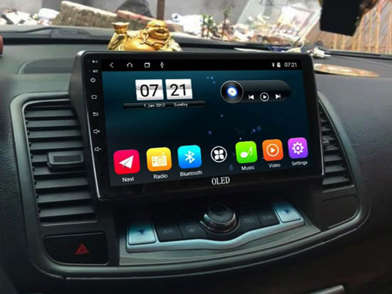 trang bi man hinh android cho xe hoi