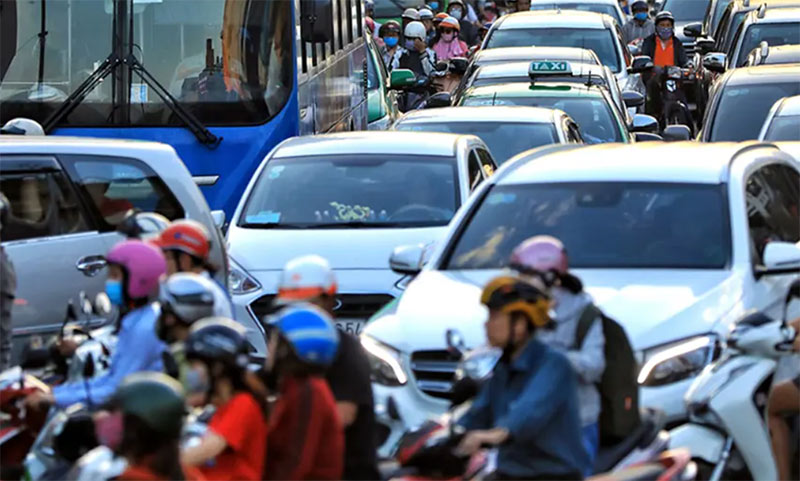 Tiếng ồn trên xe hơi đến từ nhiều âm thanh hỗn tạp xung quanh nguyen nhan gay tieng on tren xe hoi