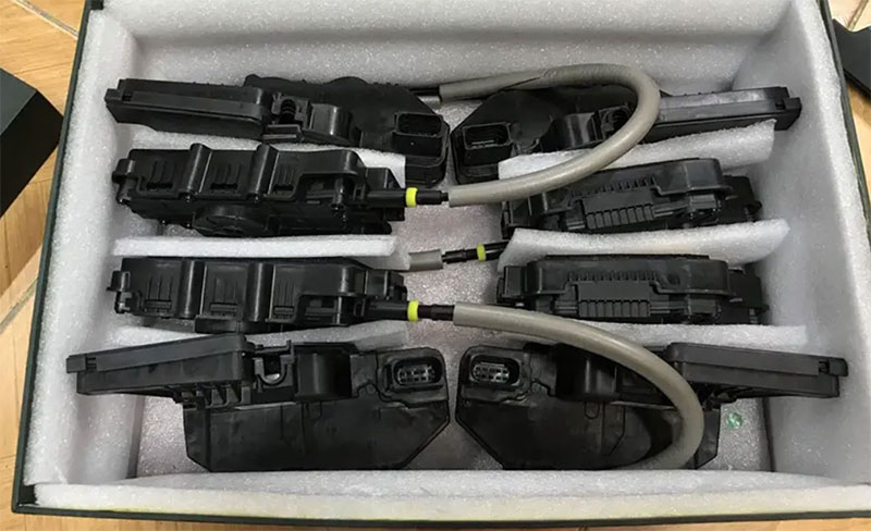 Giá độ cửa hít điện tự động Scar cap nhat gia do cua hit dien tu dong scar