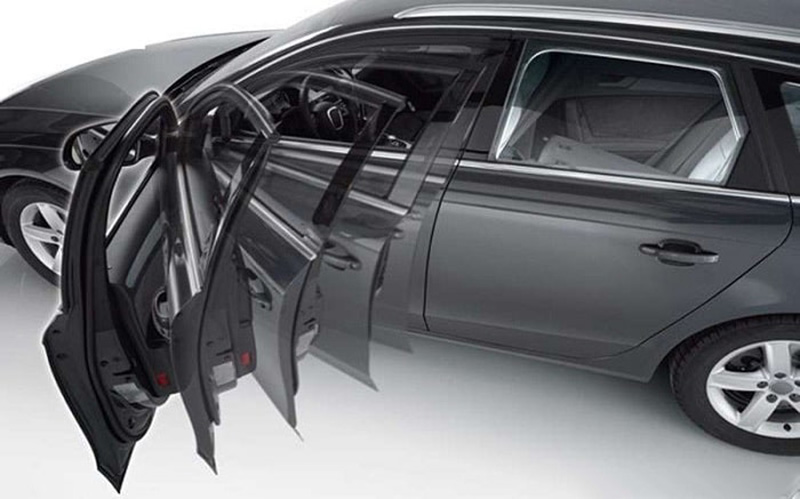 Cửa hít điện tự động tô có cơ chế hoạt động êm ái, nhẹ nhàng co nen do cua hit dien tu dong cho o to