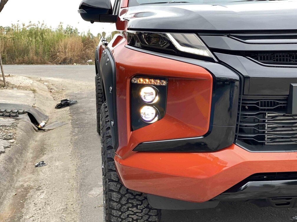 Độ bi gầm xenon xe Triton 3 Độ bi gầm Triton