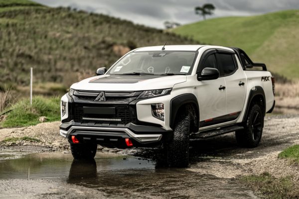 Mitsubishi triton độ đẹp