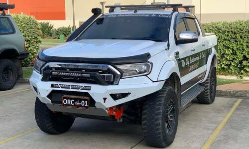 Cản Offroad Animal Predator Bull bar cho Ford Ranger (2015+) 4 can truoc offroad animal 4