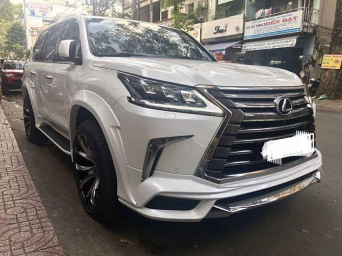 Xe sang Lexus LX570 lên đồ Wald Sports Line cực hiếm 1 lexus