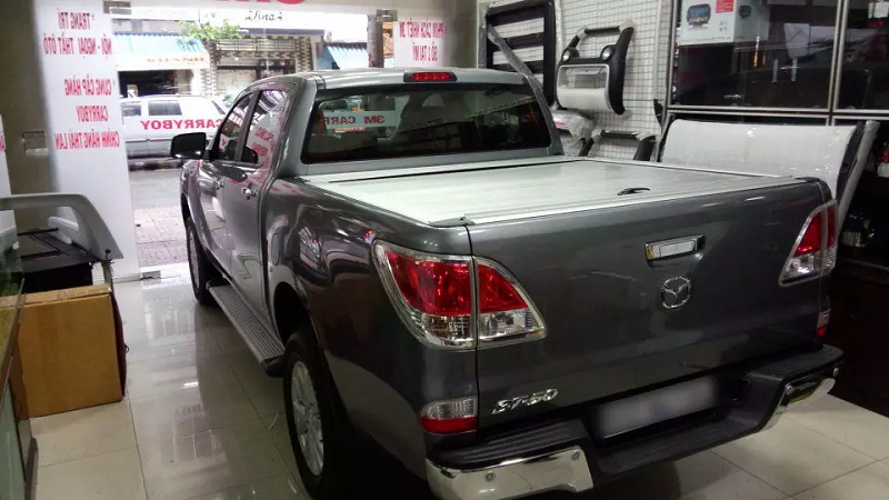 Những mẫu nắp thùng cuộn xe bán tải đẹp 1 Những mẫu nắp thùng cuộn xe bán tải đẹp