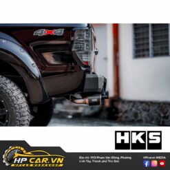 ỐNG XẢ HKS LEGAMAX CARBON DUAL TAIL CHO FORD RANGER RAPTOR 9 𝐇𝐊𝐒 𝐋𝐞𝐠𝐚𝐦𝐚𝐱 𝐭𝐰𝐢𝐧 𝐞𝐱𝐢𝐭 on a Ford Ranger 3