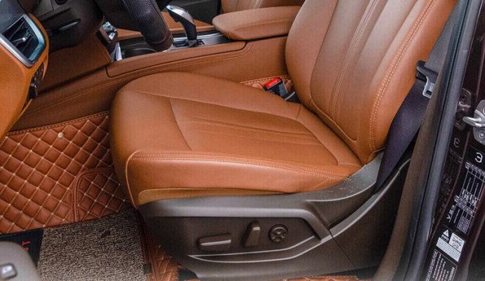 do ghe chinh dien xe Toyota Innova