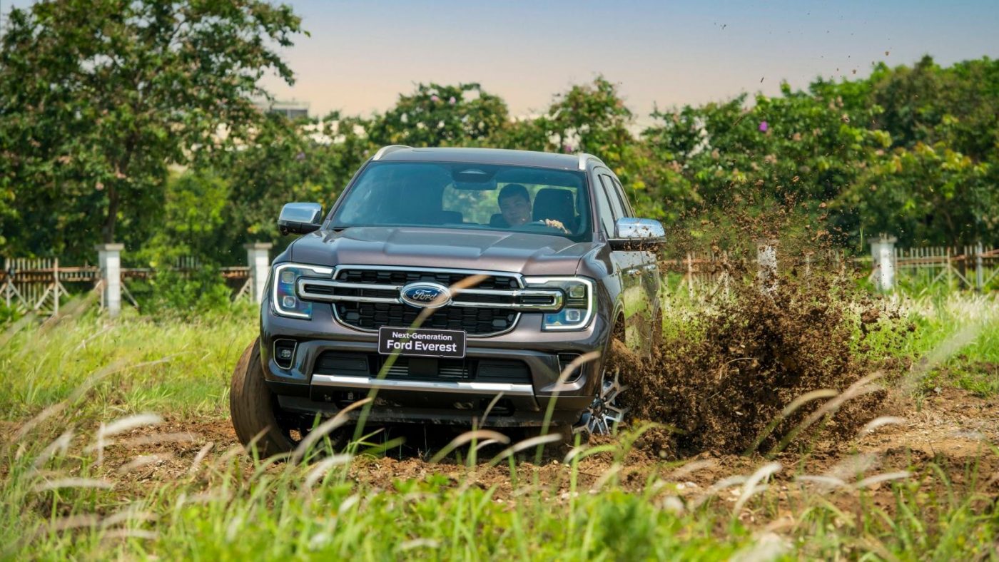 Độ xe Ford 24 do phu kien cuu ho ford