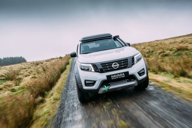 Độ xe Nissan Navara 25 do phu kien cuu ho nissan navara