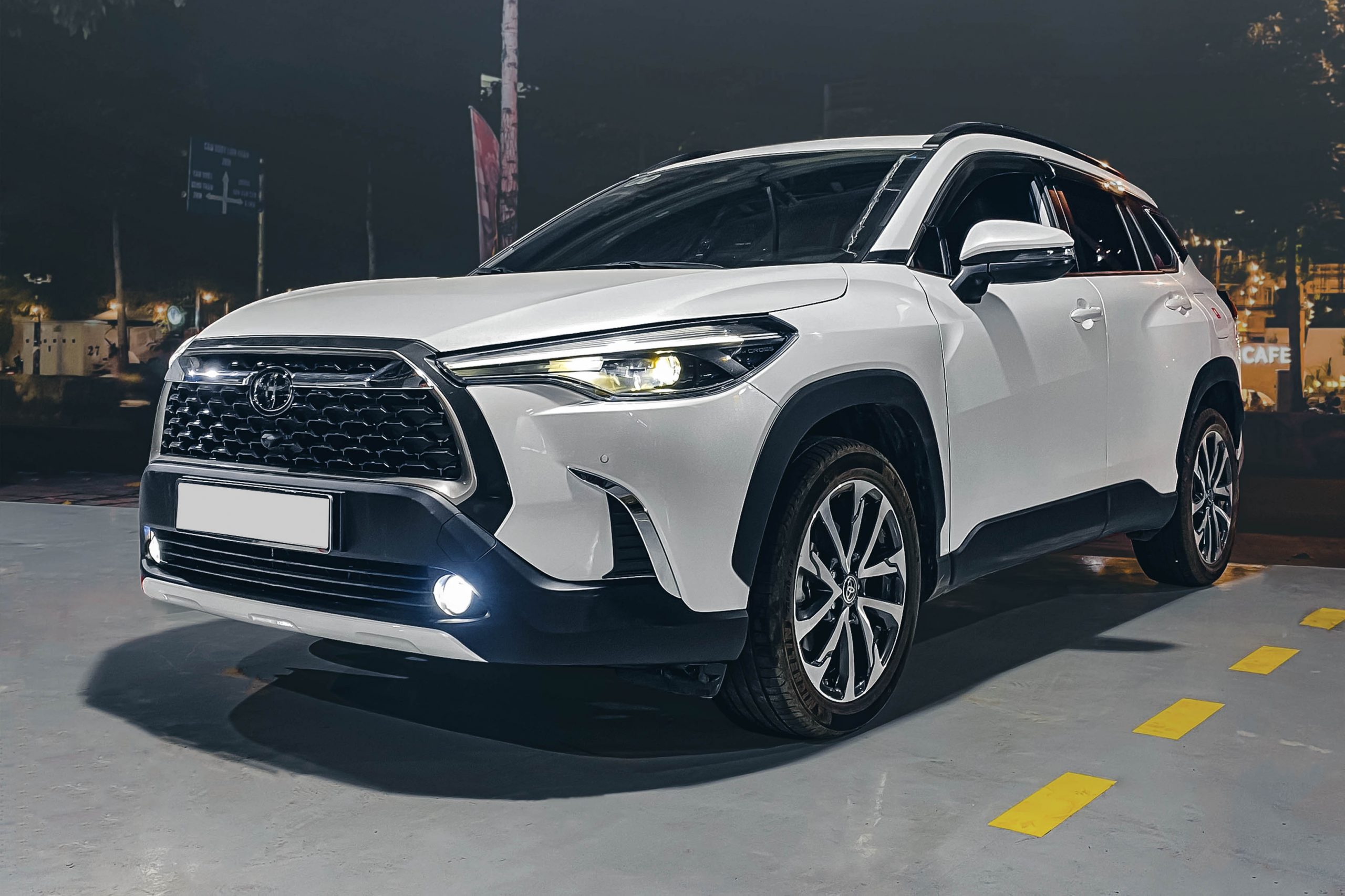 toyota cross 1 scaled